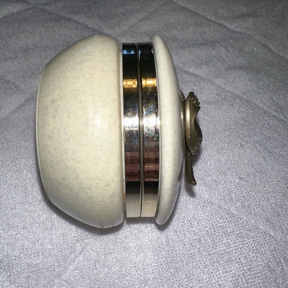 Vintage Trinket Box with Bow Ribbon Accent 🎀 - Picture 6 of 11